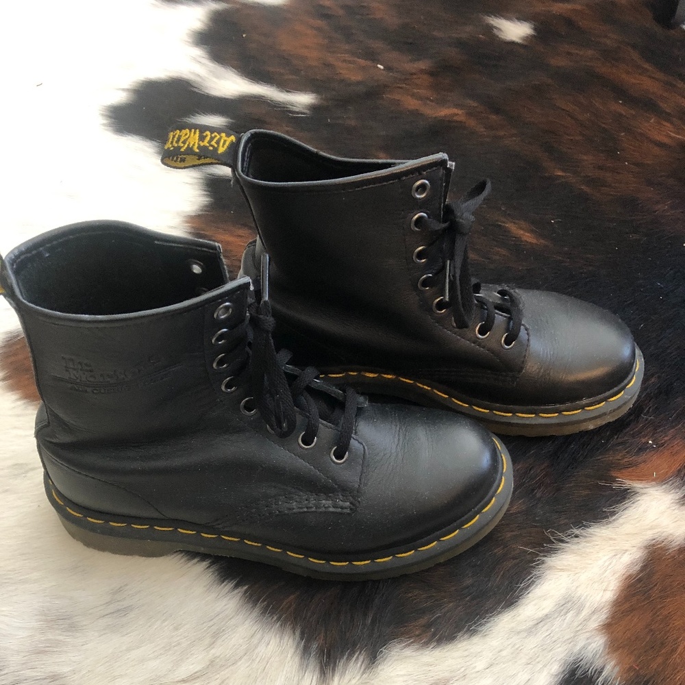 Dr. Martens 1460- Size 7